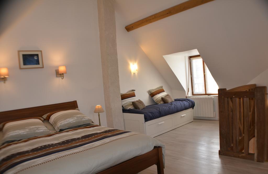 Gites A L'Ombre Des Chenes Châteauvieux Pokoj fotografie
